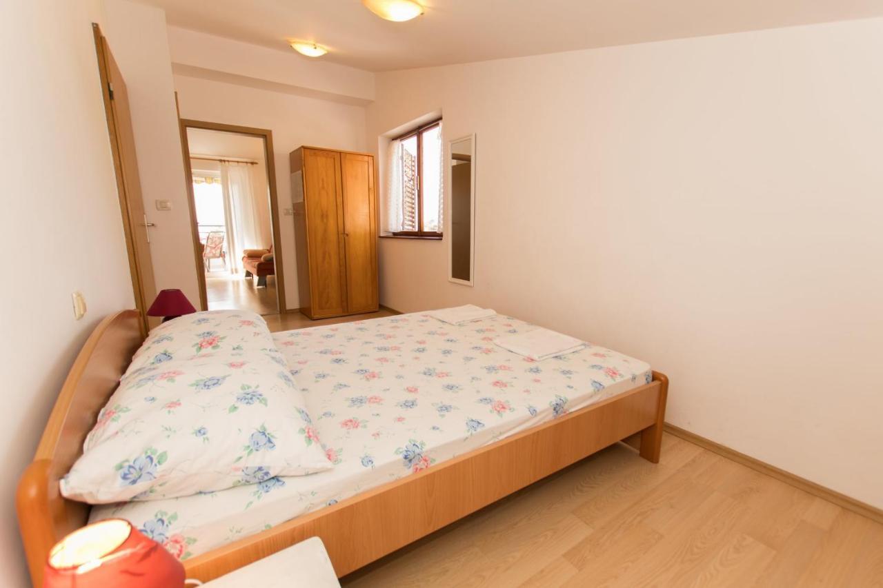 Sea View Apartments Borie Крвавіца Екстер'єр фото